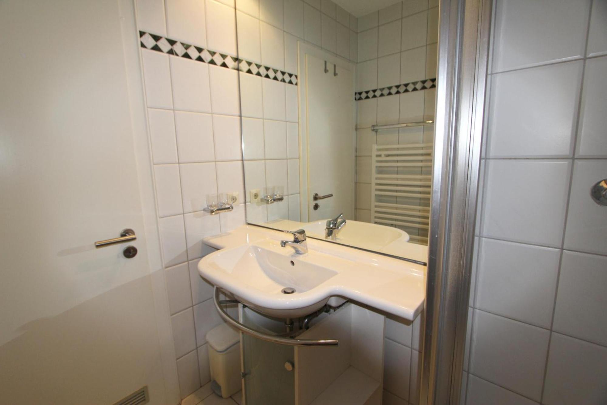 Apartment Duenenstrasse 31a, Eg Rechts